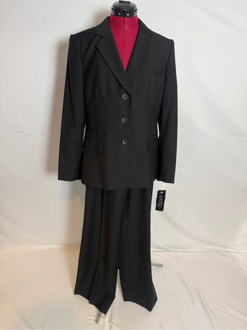 NWT Kasper Pantsuit Women's Size 10P Black 2-Piece Set Blazer & Pants
